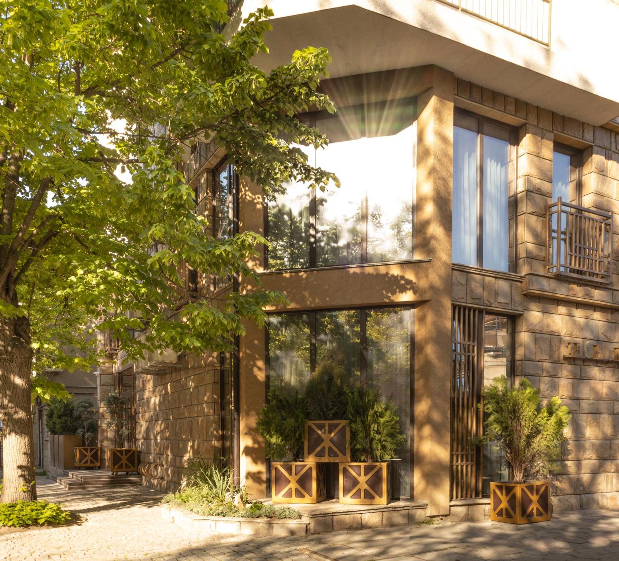 Hidden Bank: Golden Lägenhet Plovdiv Exteriör bild